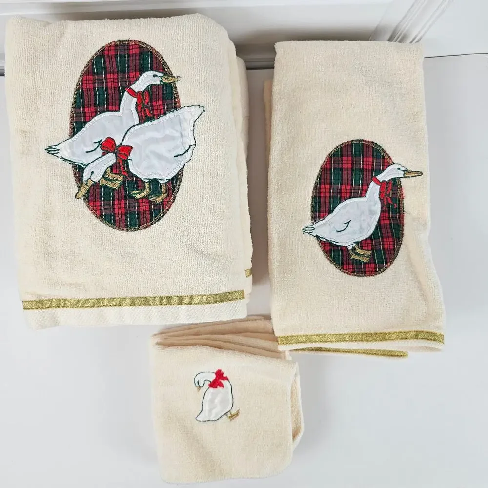 VTG 80s set Christmas goose bath towels linens plaid cottage grandma NWOT